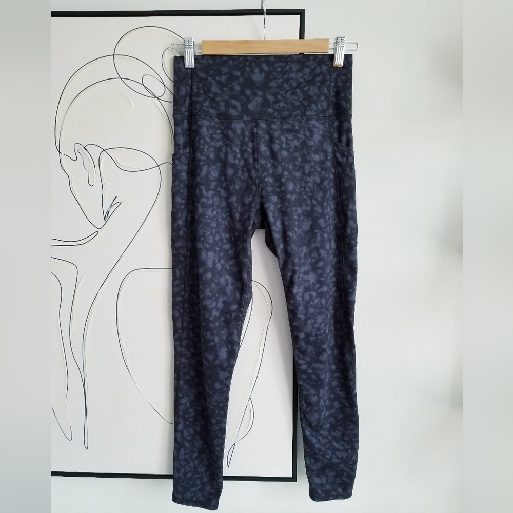 ❗CLEARANCE❗Bundle of 3 High-Waisted Leggings (2 GapFit + 1 DKNY Sport) - Picture 3 of 11